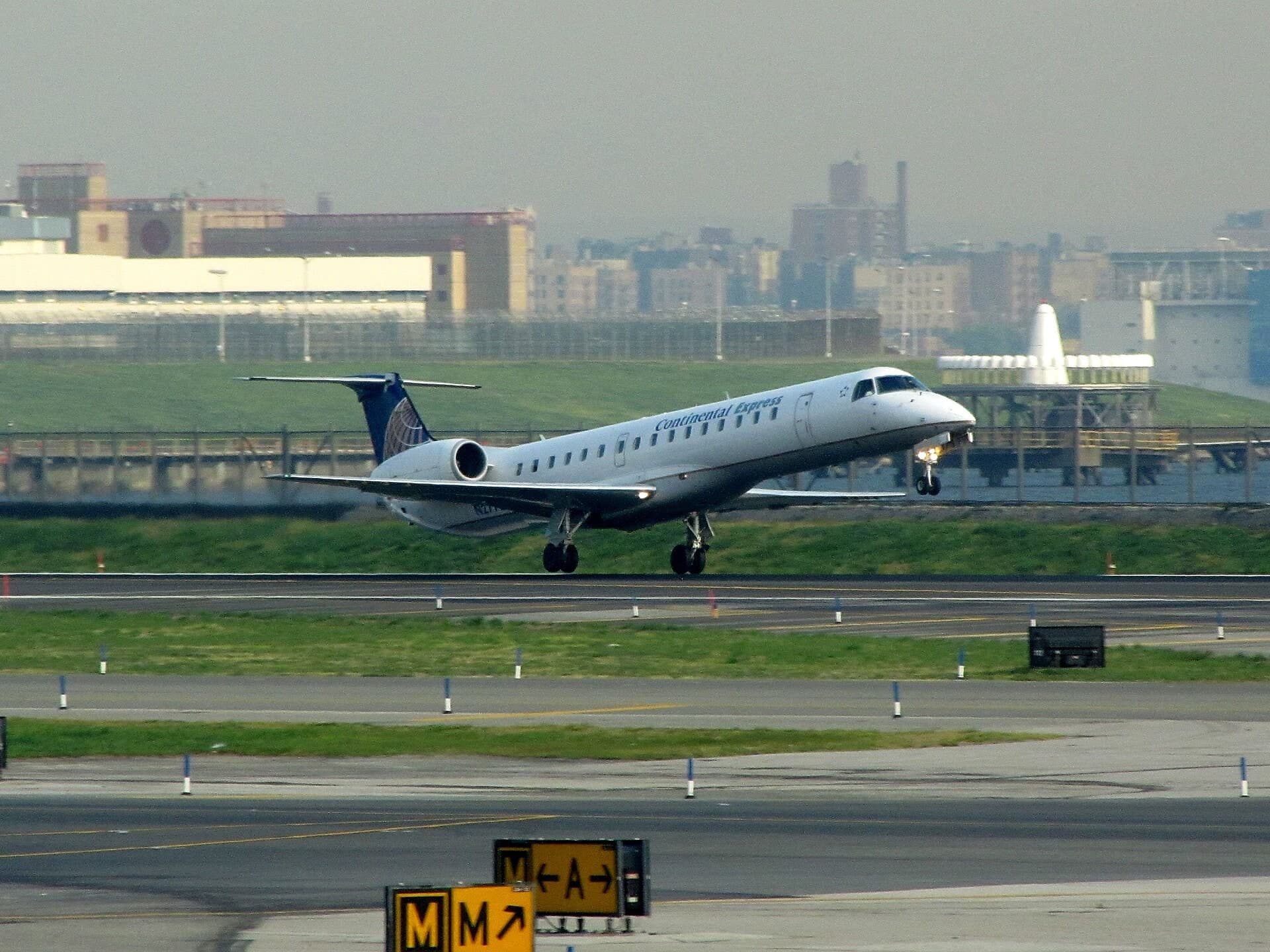 N277SK — Embraer
