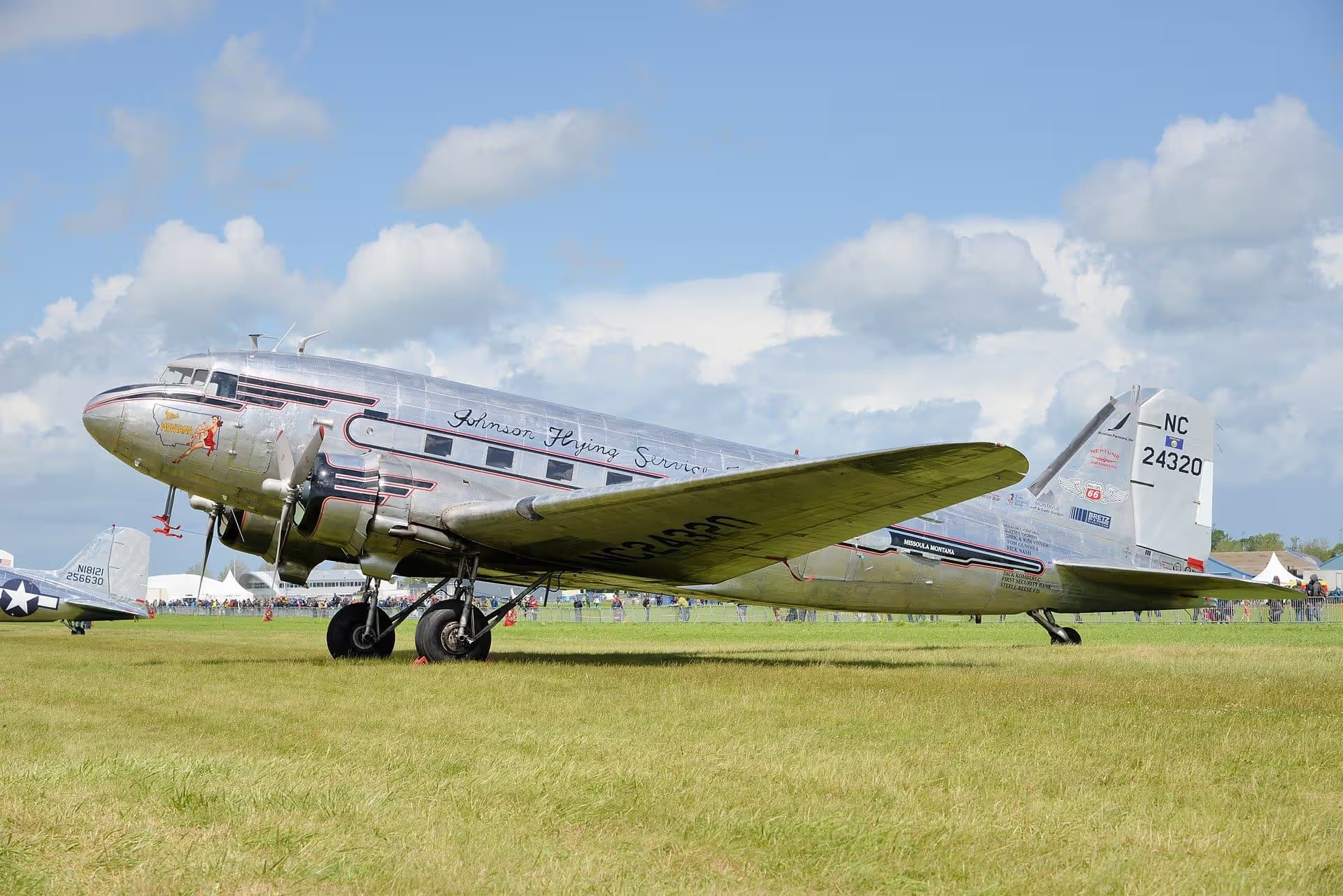 Unidentified — Warbird