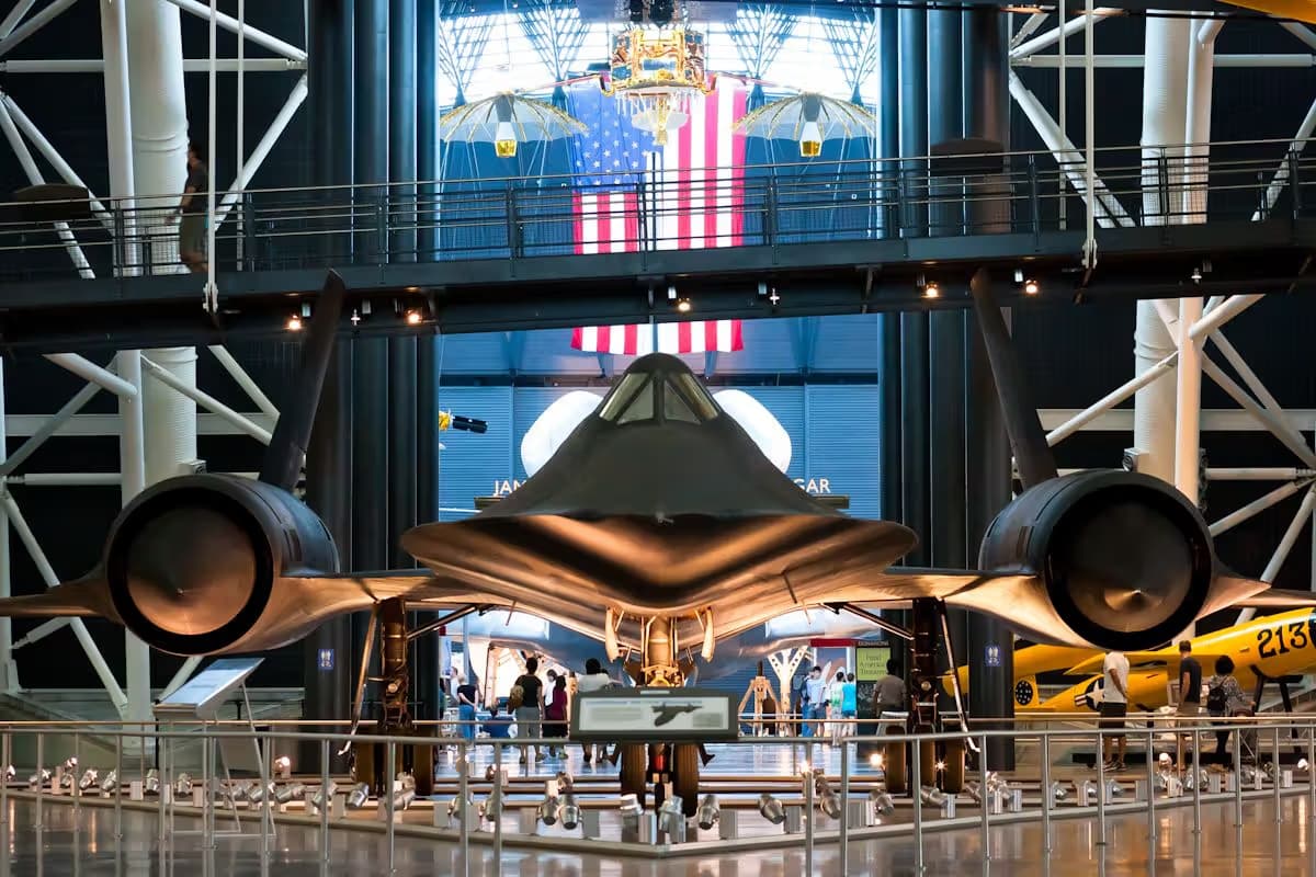 Unidentified — Lockheed