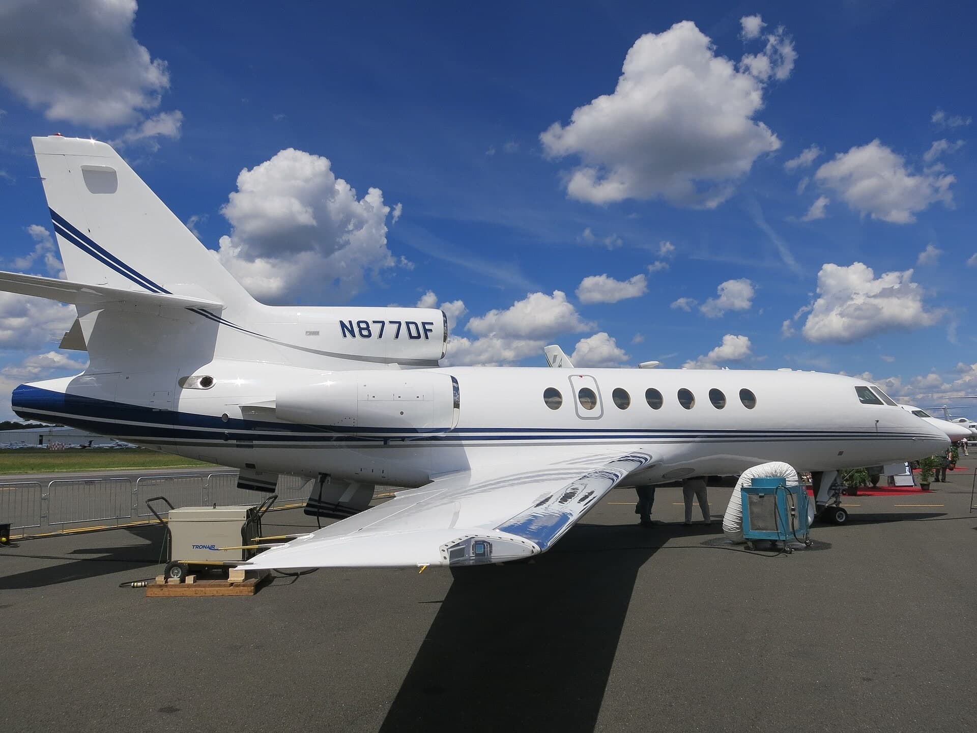 N877DF — Business jet