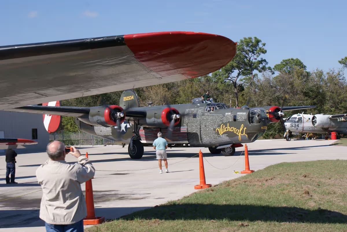 Unidentified — Warbird