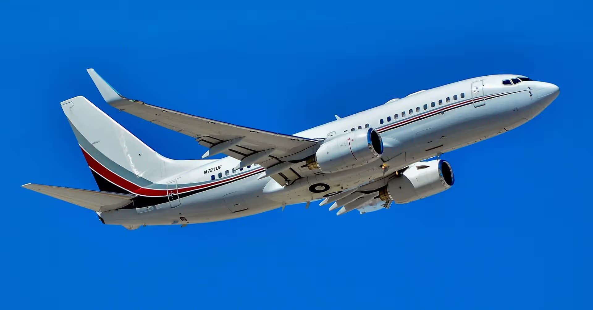 N721UF — Business jet