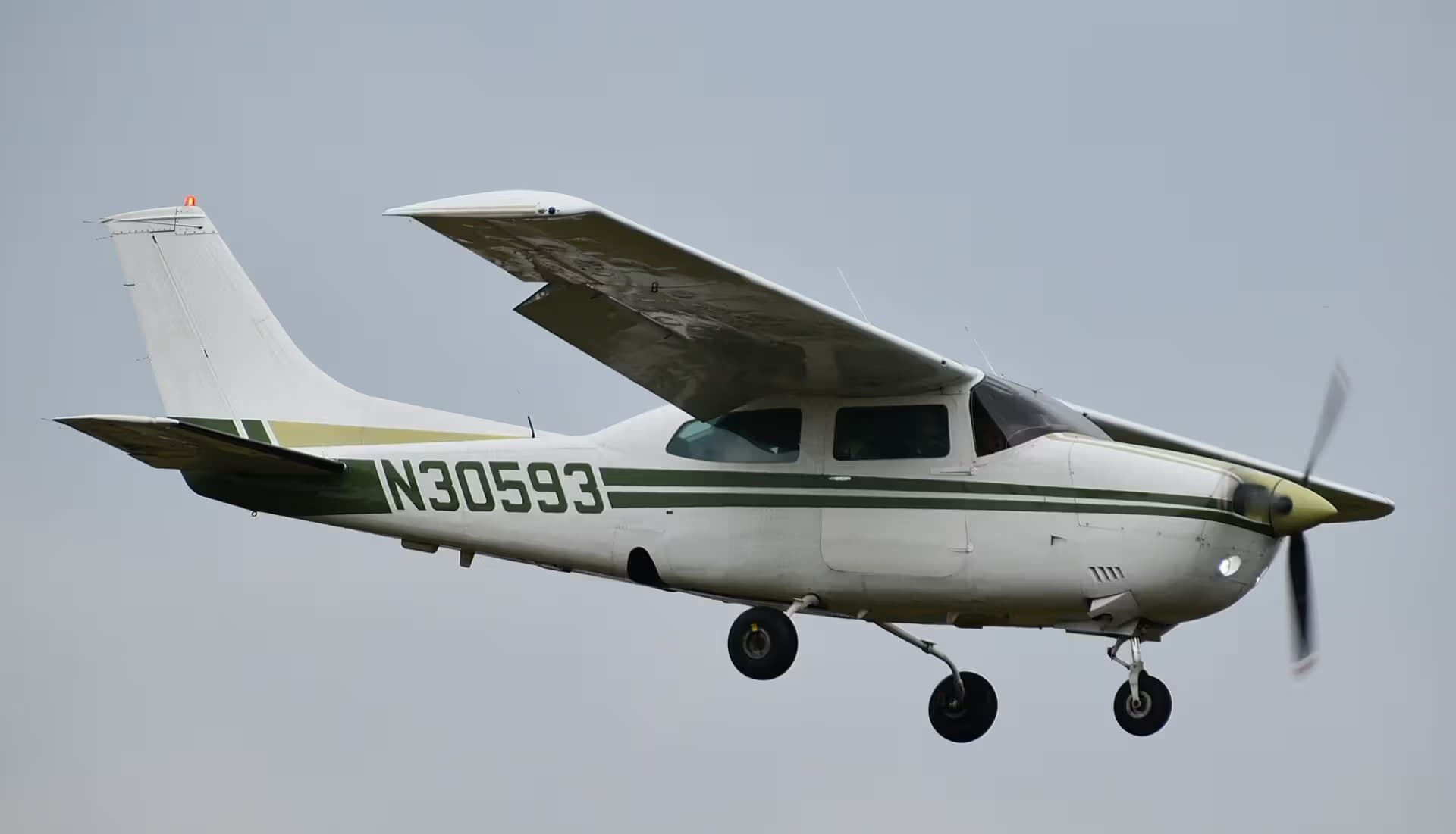 N30593 — Single-engine aircraft