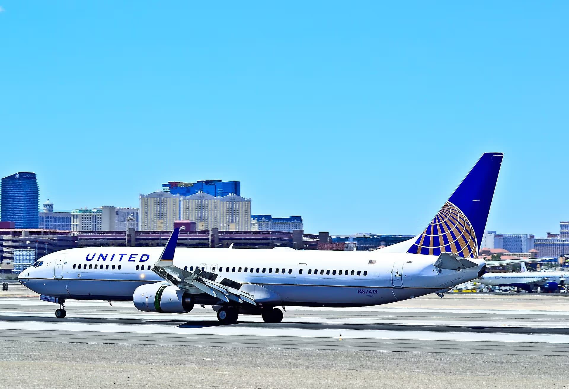 N37419 — Boeing