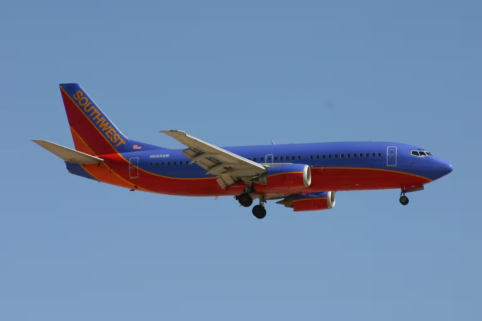 N669SW — Boeing