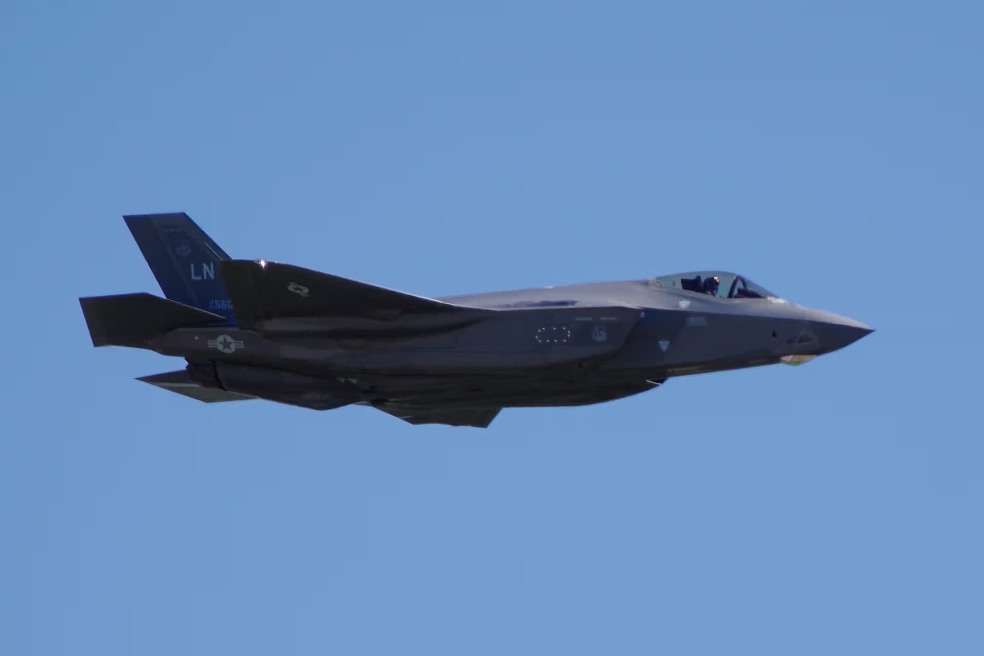 Unidentified — Aircraft