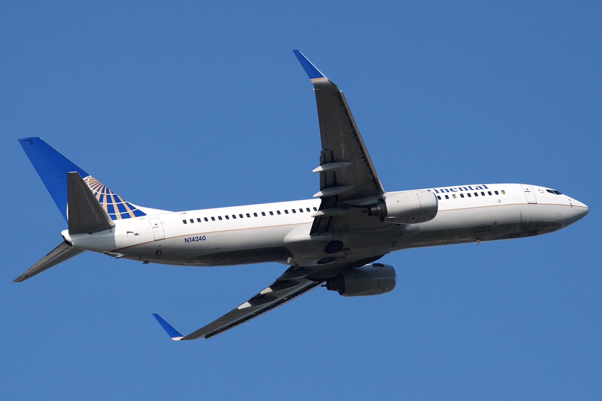 N14240 — Boeing