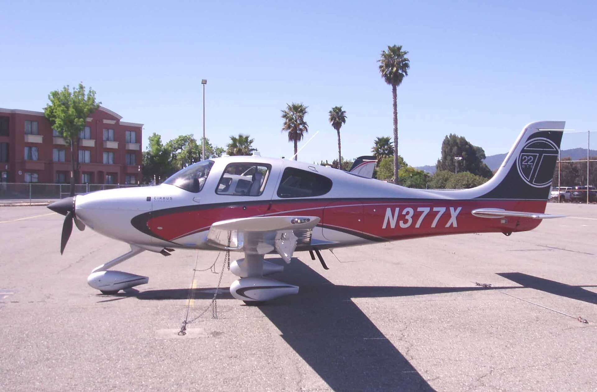 N377X — Cirrus