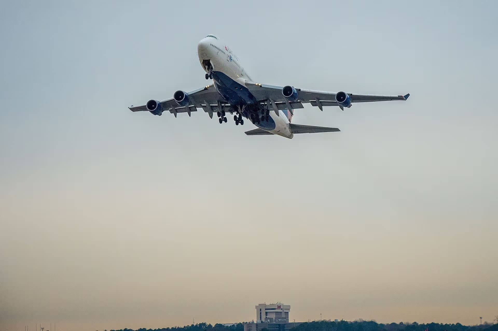 N674US — Boeing