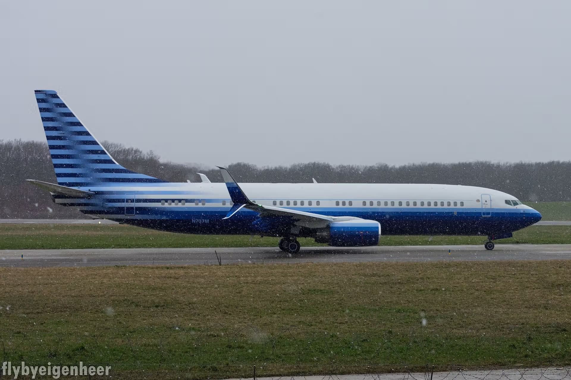 N737M — Boeing