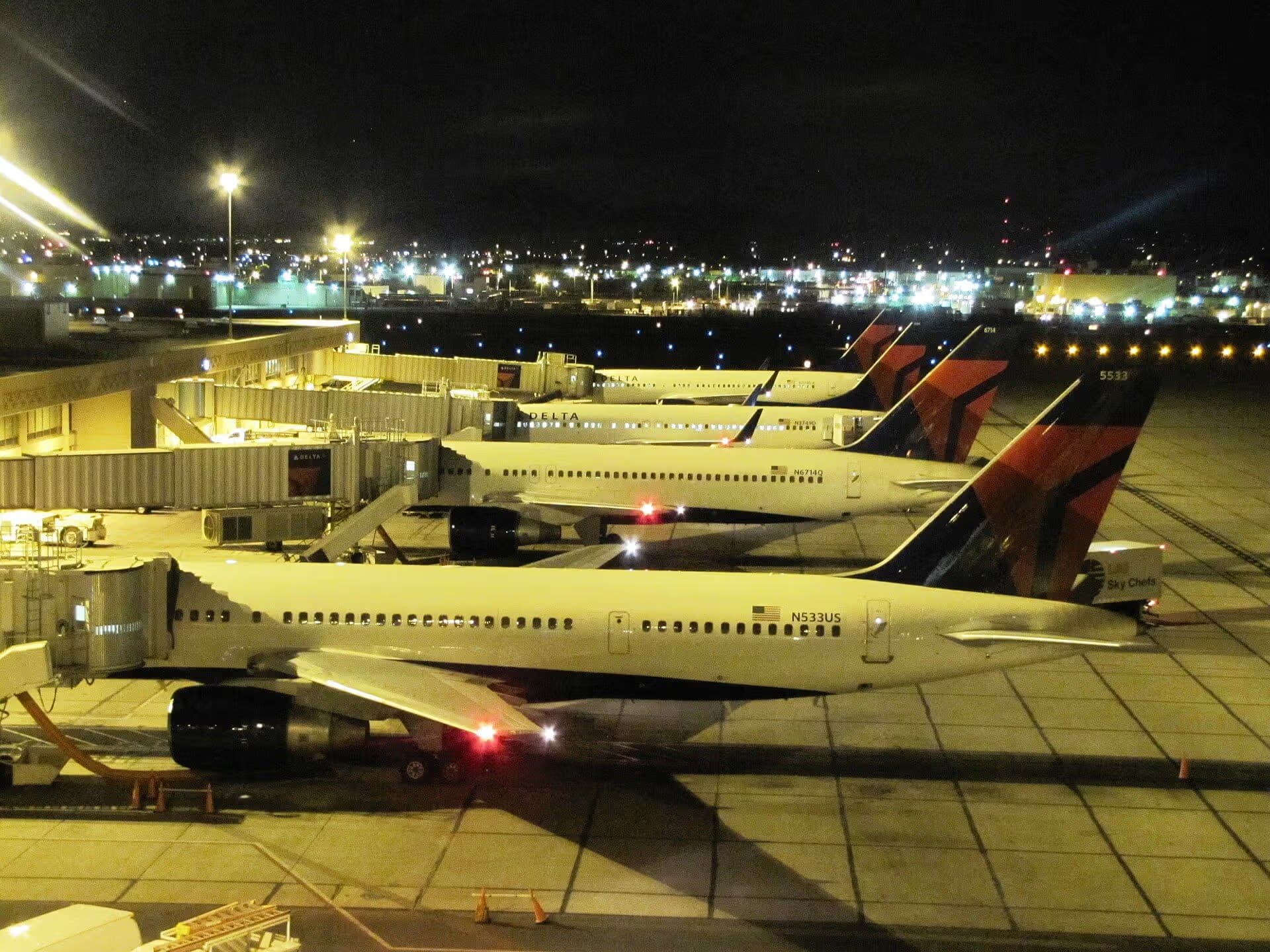 N533US — Aircraft