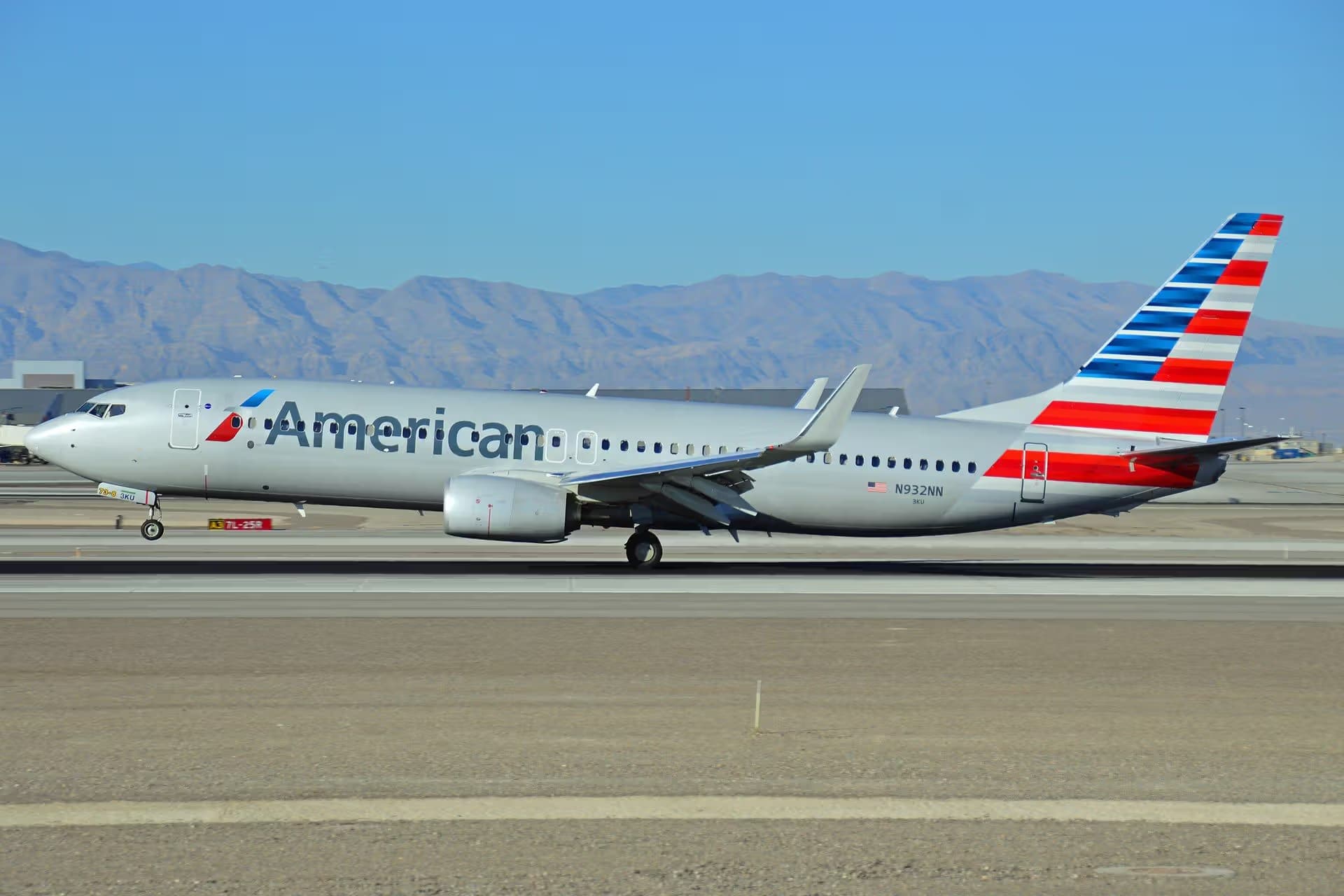 N932NN — Boeing