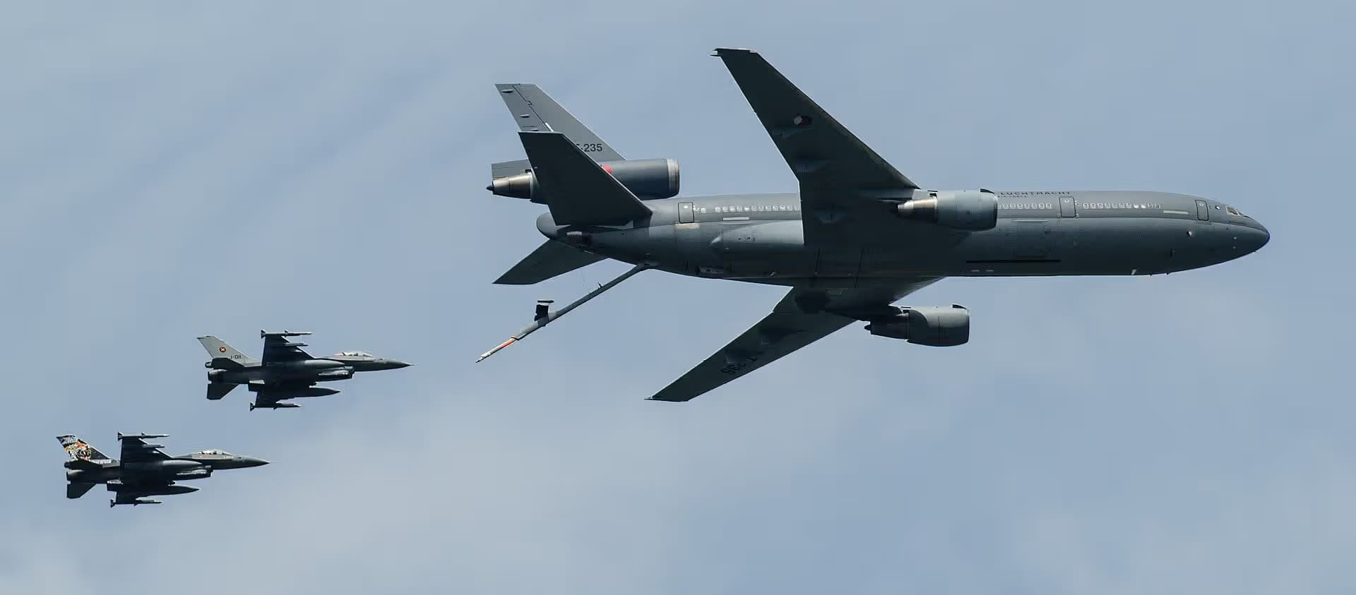 Unidentified — Aircraft