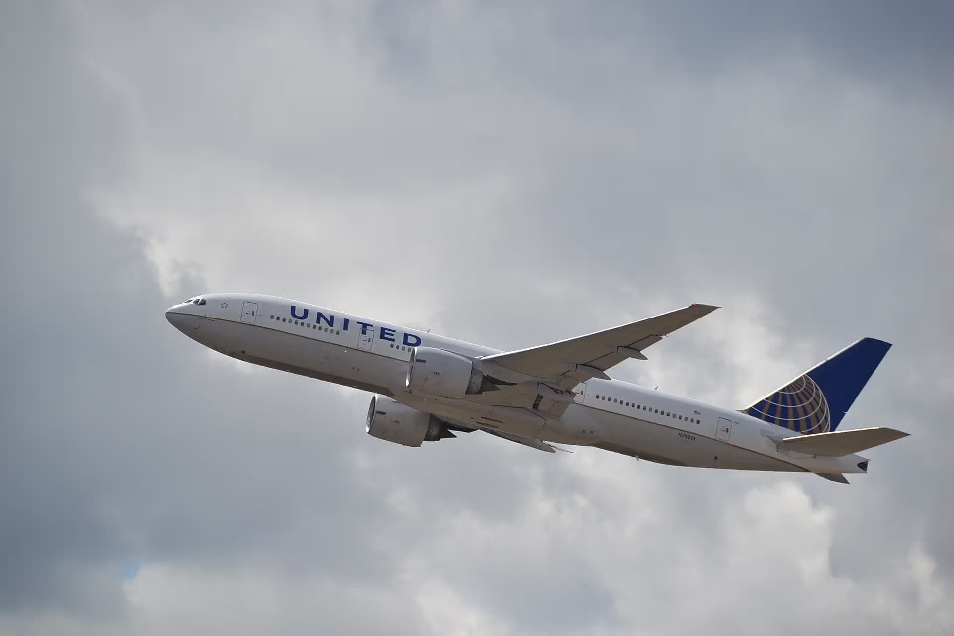 N78001 — Boeing