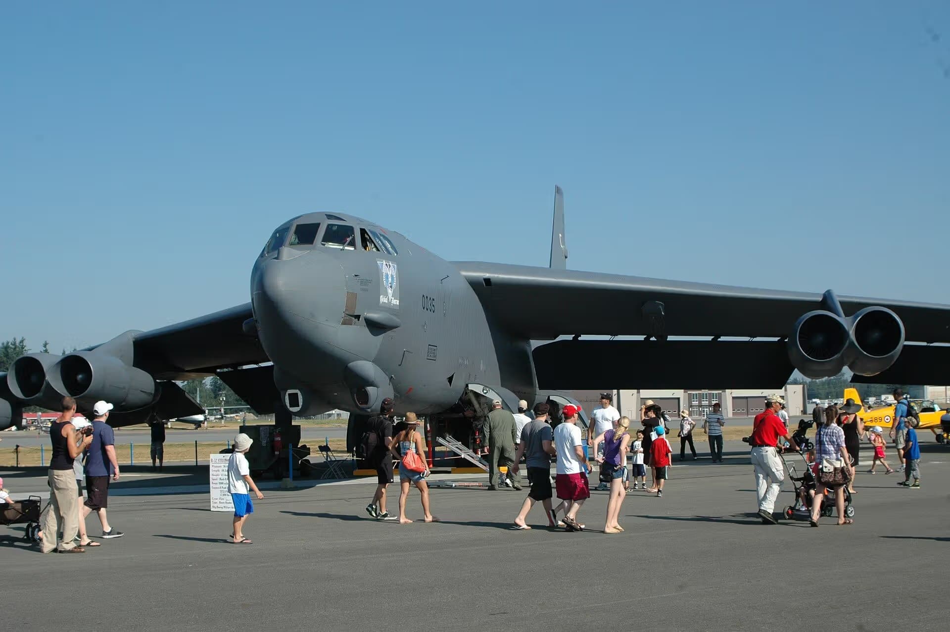 Unidentified — Boeing