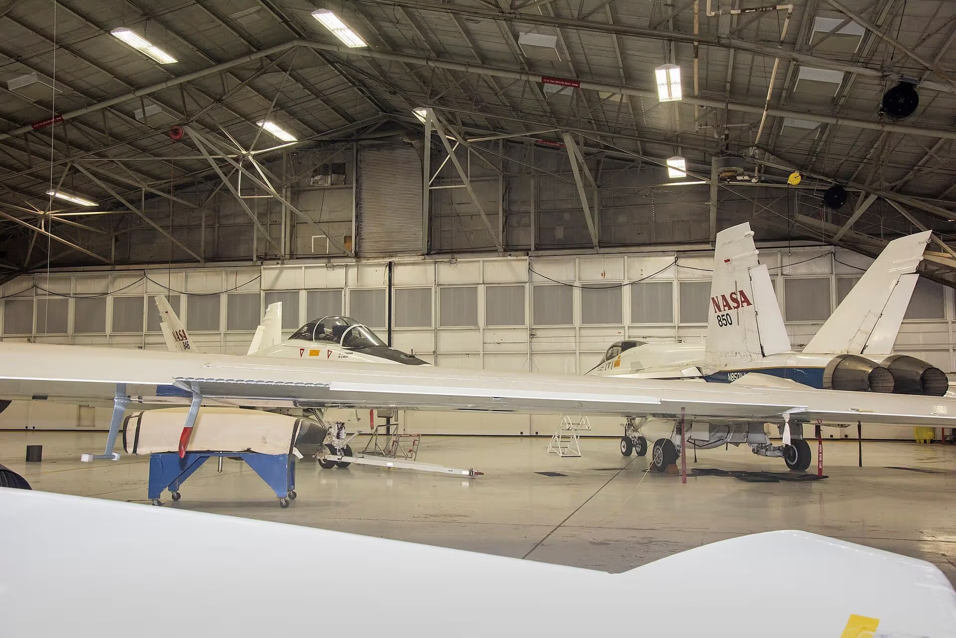 N846NA — Twin-engine aircraft
