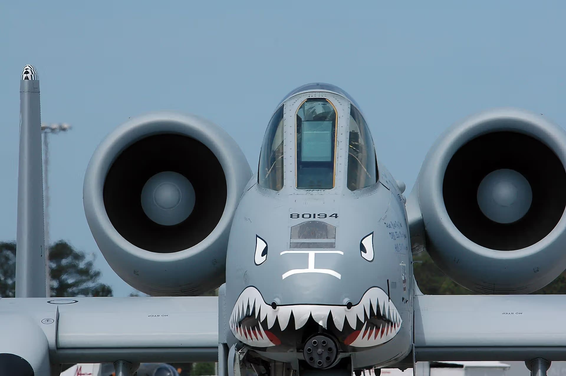 Unidentified — Twin-engine aircraft