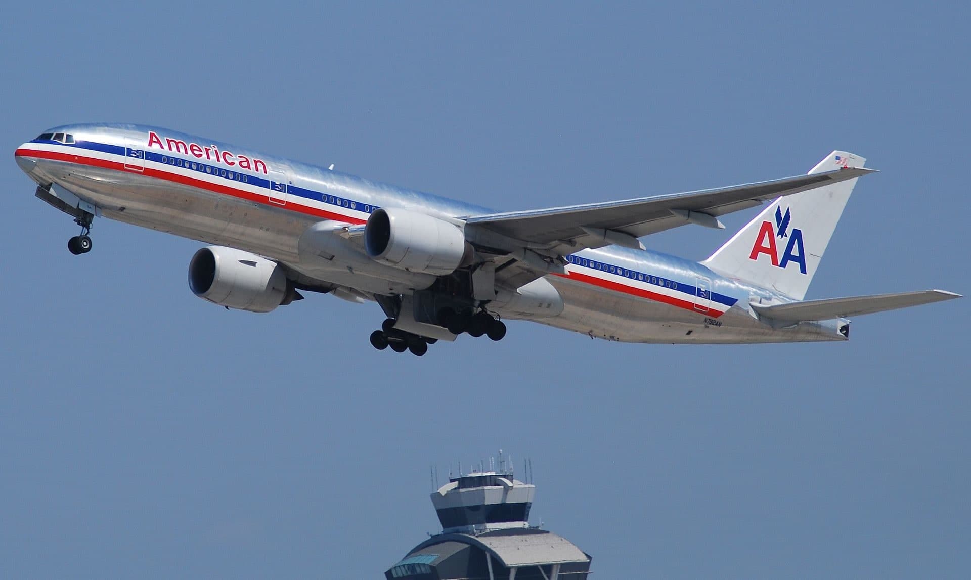 N729AN — Twin-engine aircraft