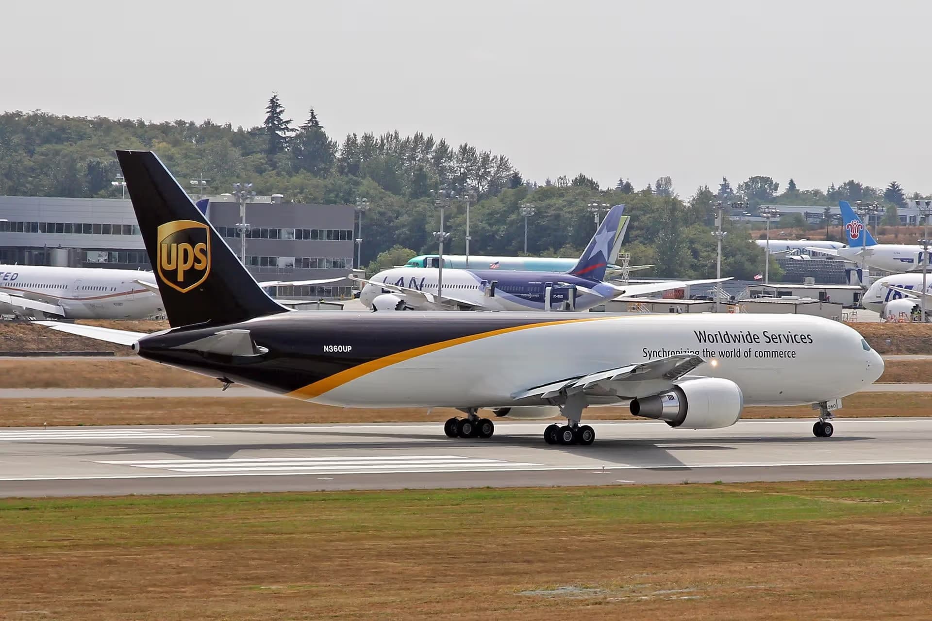N360UP — Boeing