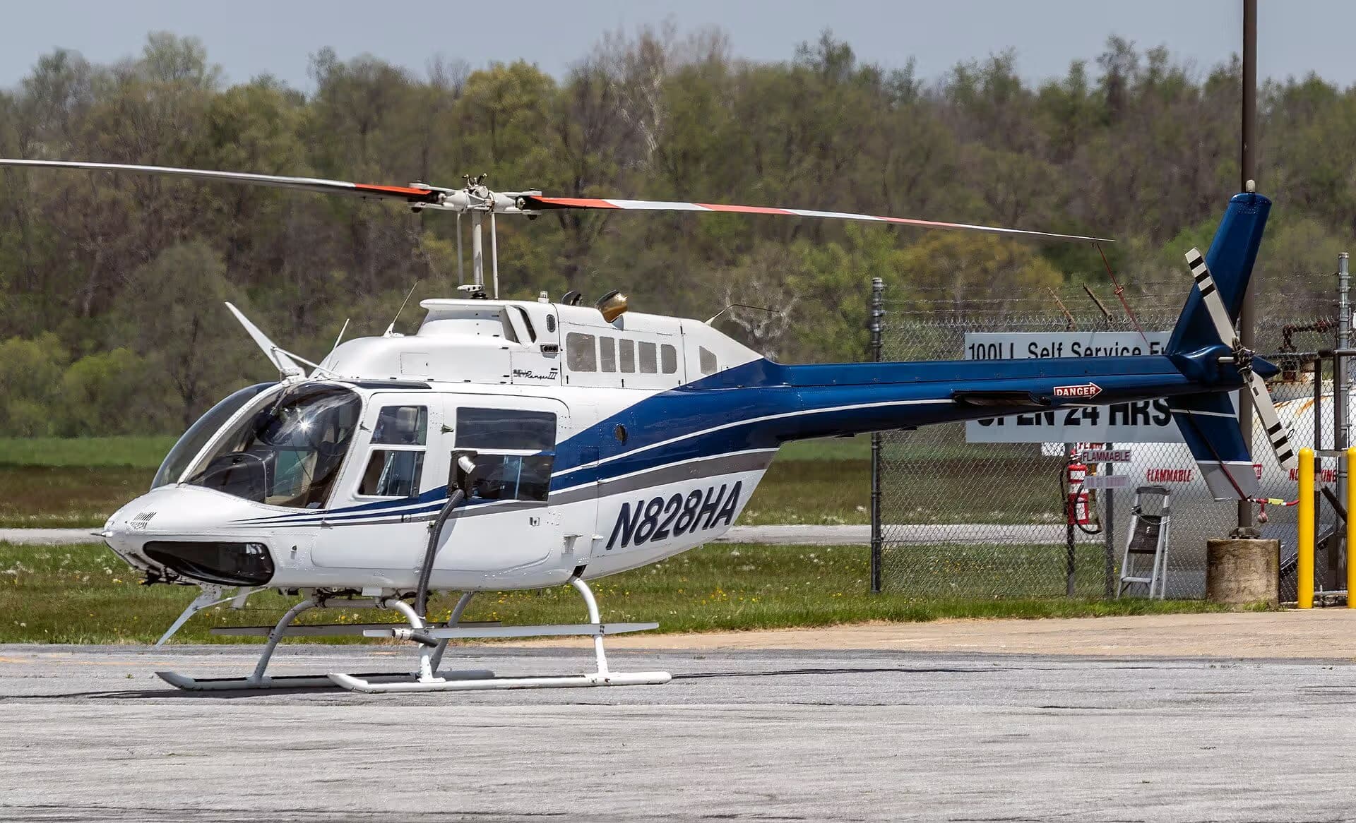 N828HA — Helicopter