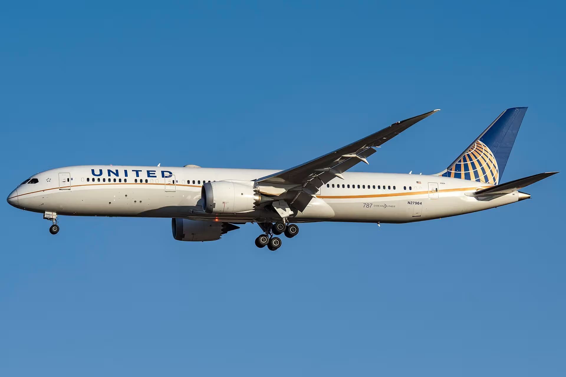 N27964 — Boeing