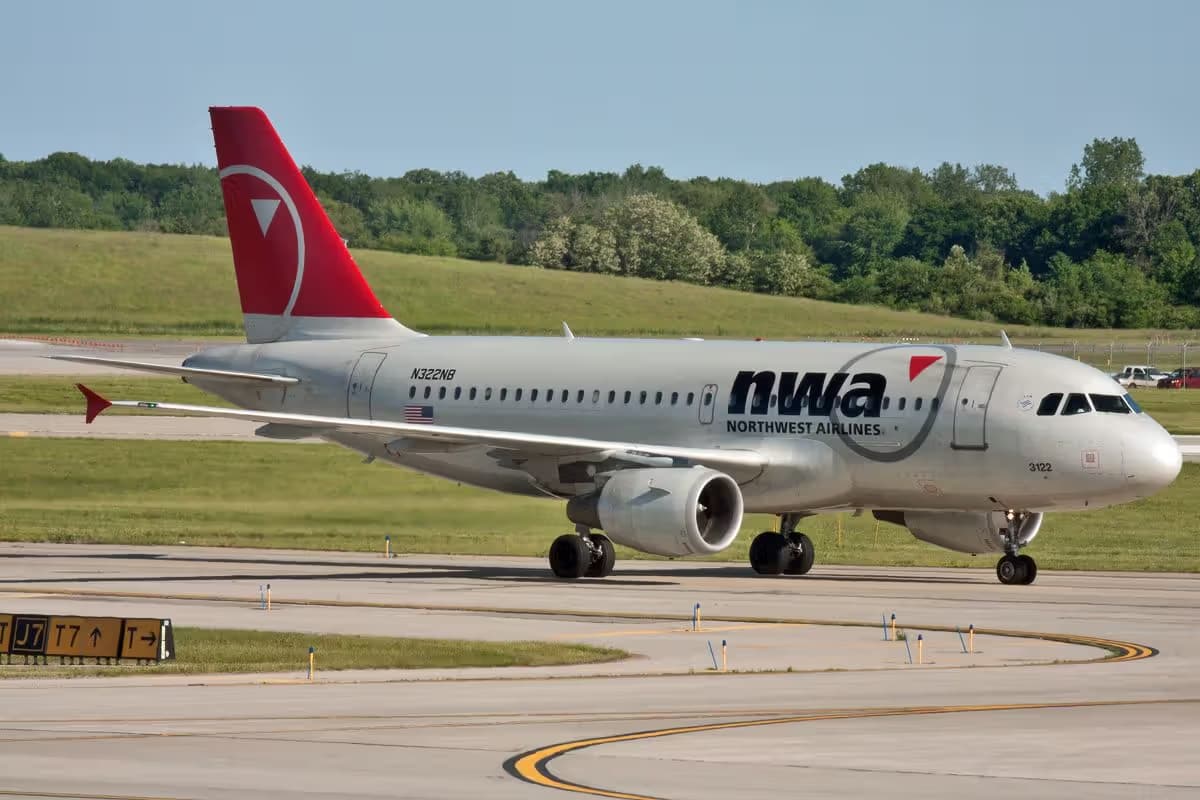 N322NB — Airbus