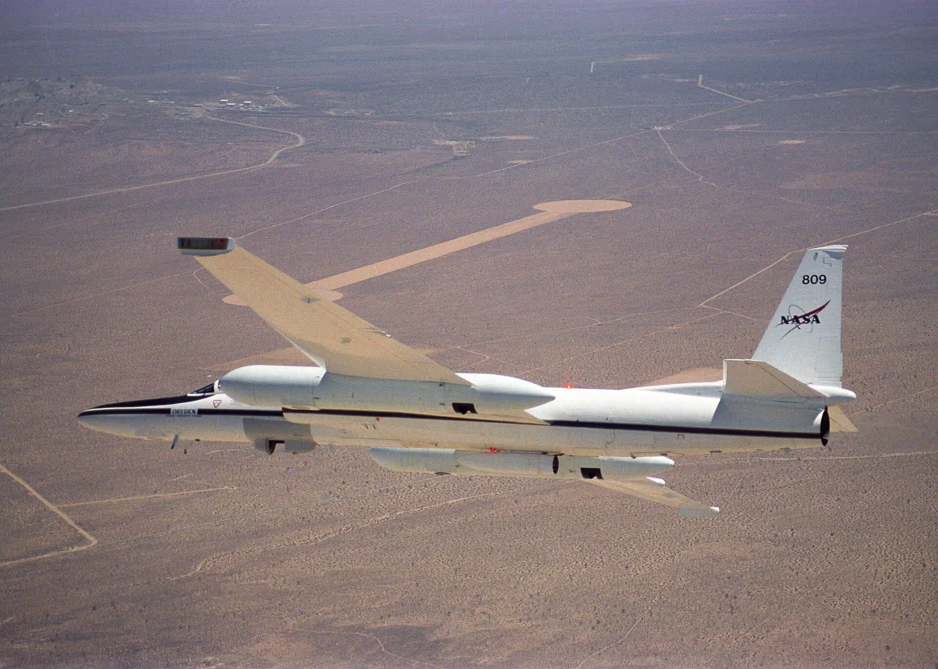 N809NA — Business jet