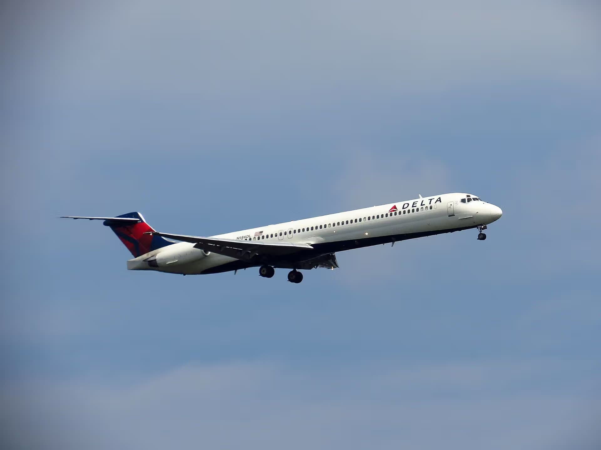 N986DL — Aircraft