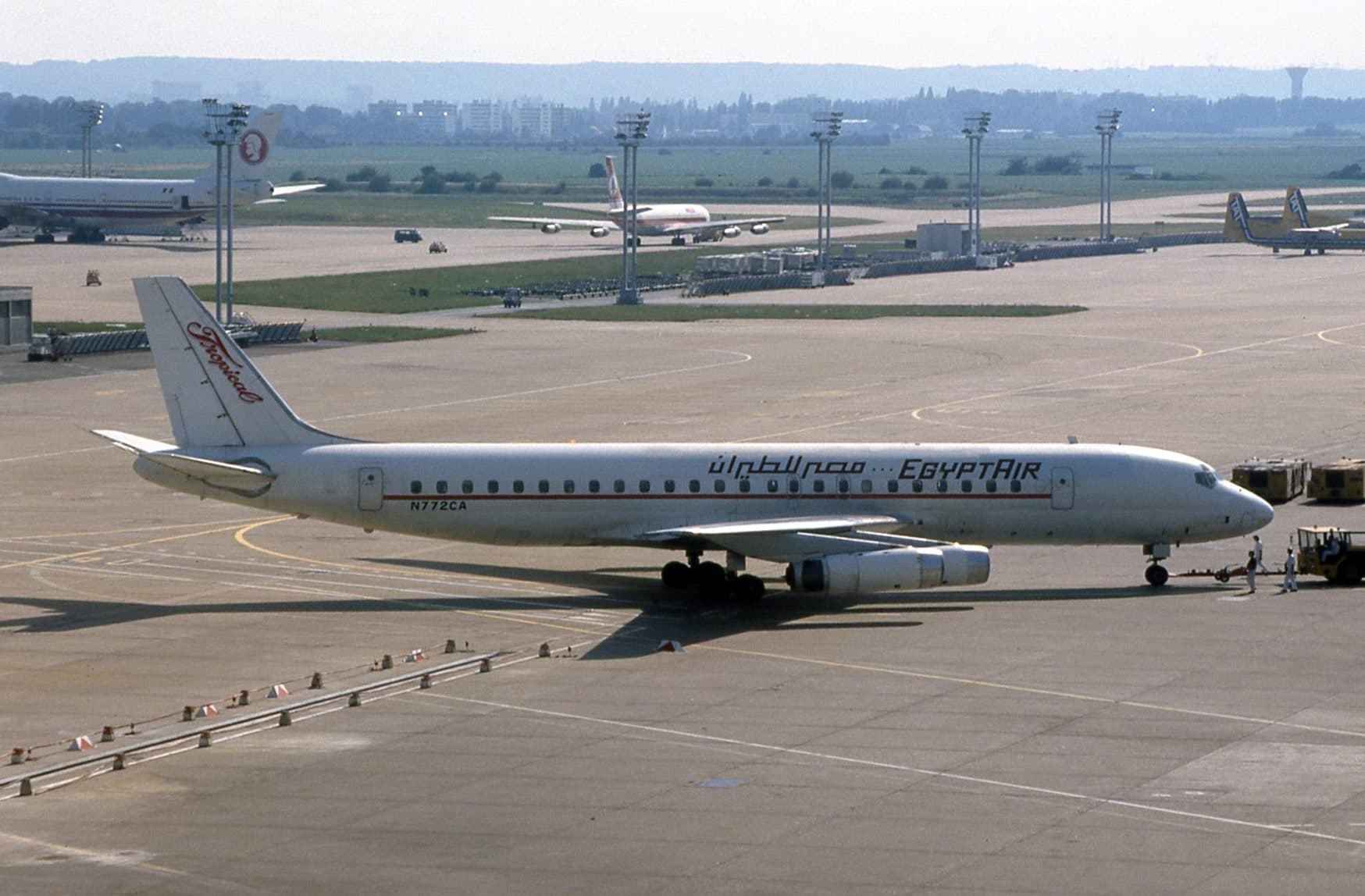 N772CA — Twin-engine aircraft
