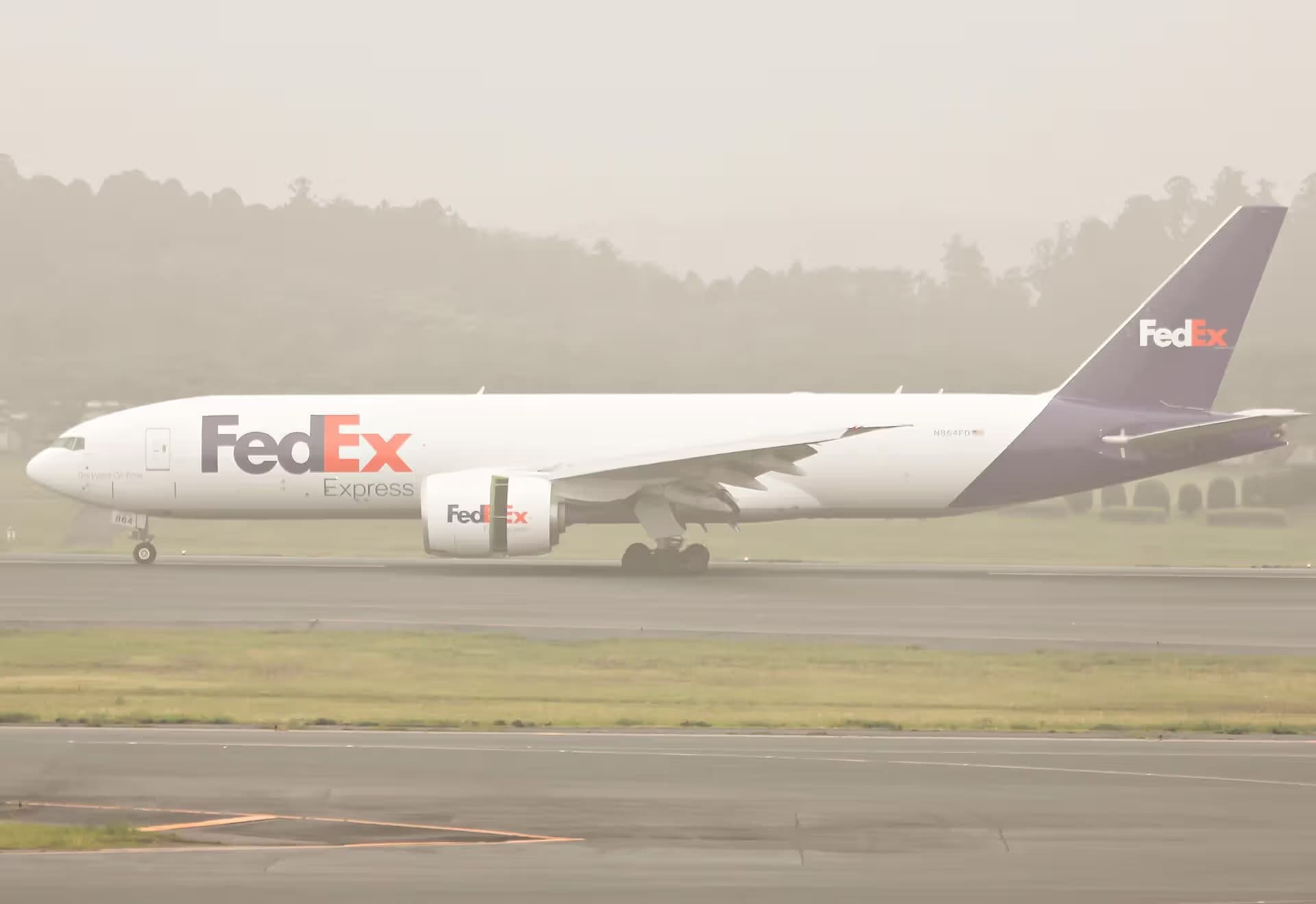 N864FD — Twin-engine aircraft