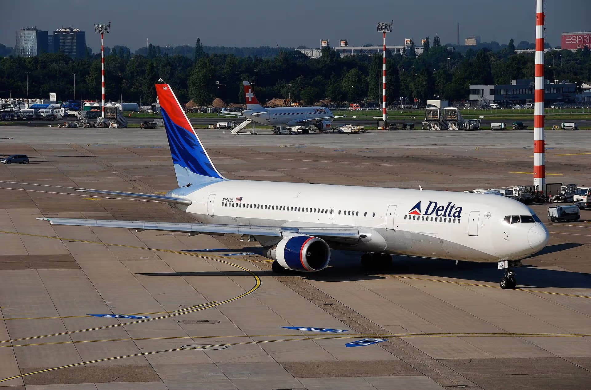 N154DL — Boeing