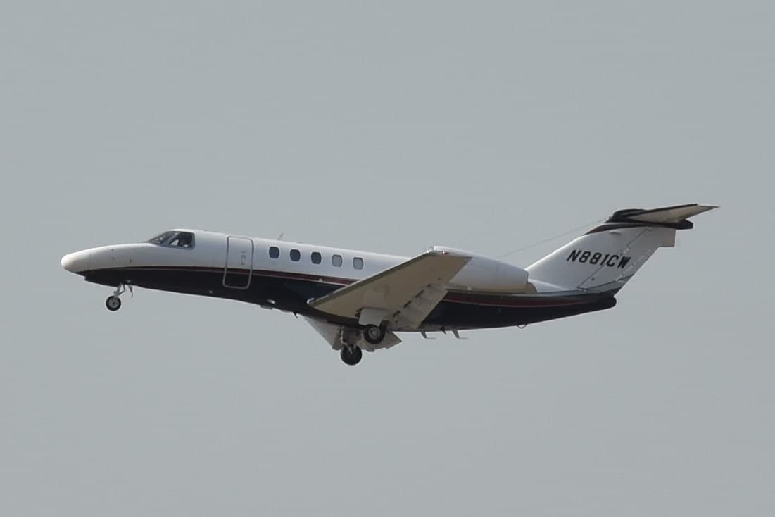 N881CW — Business jet