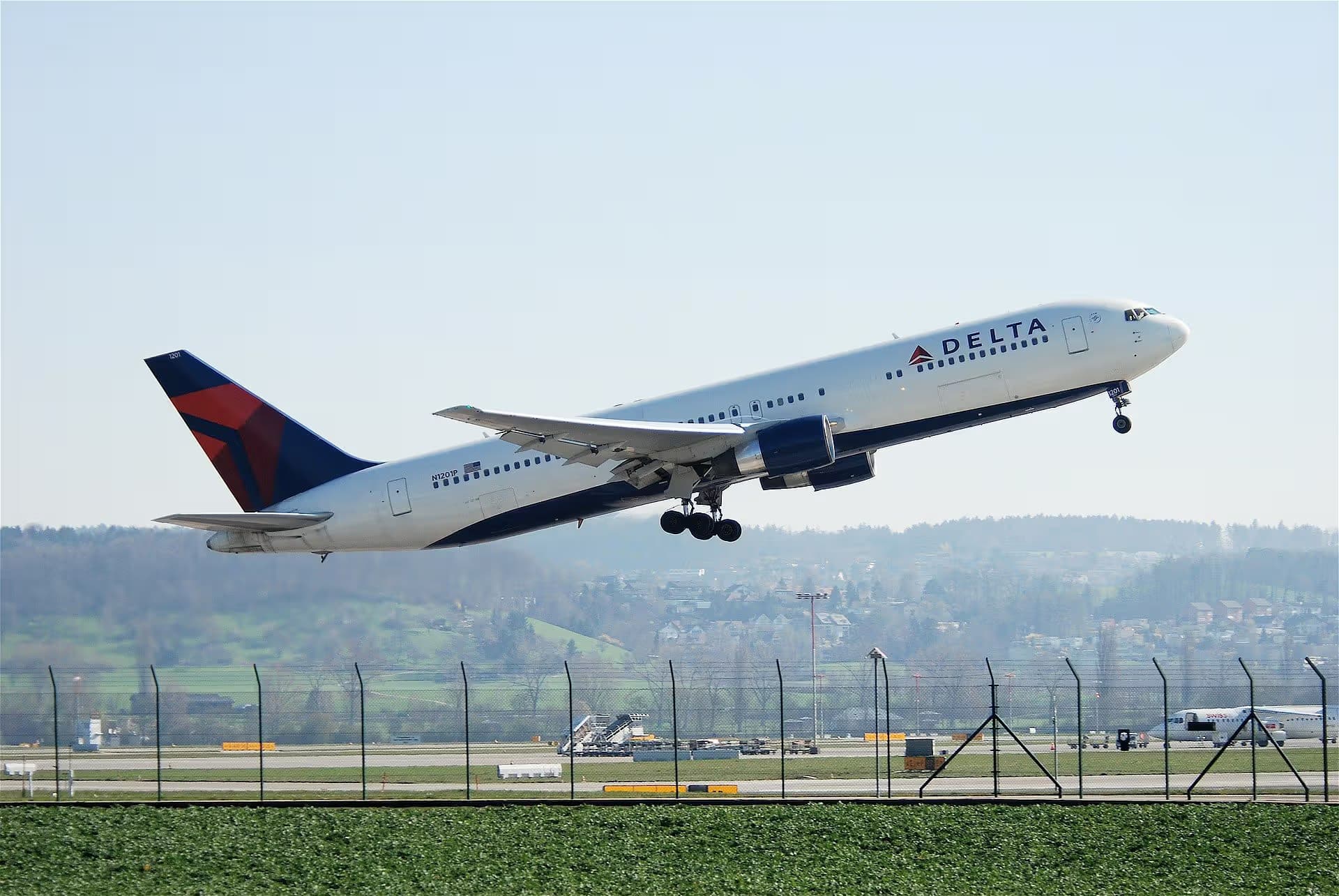 N1201P — Boeing