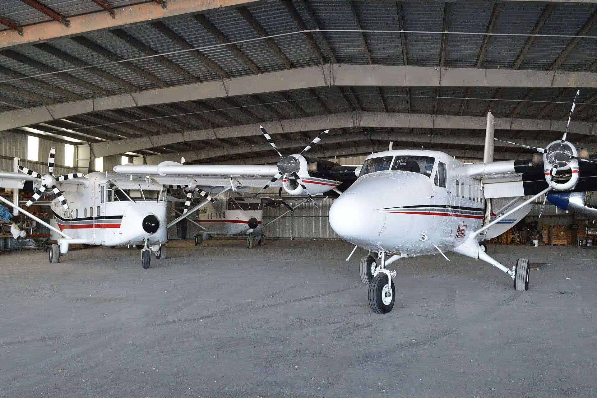 N924MA — De Havilland at Eloy Municipal Airport