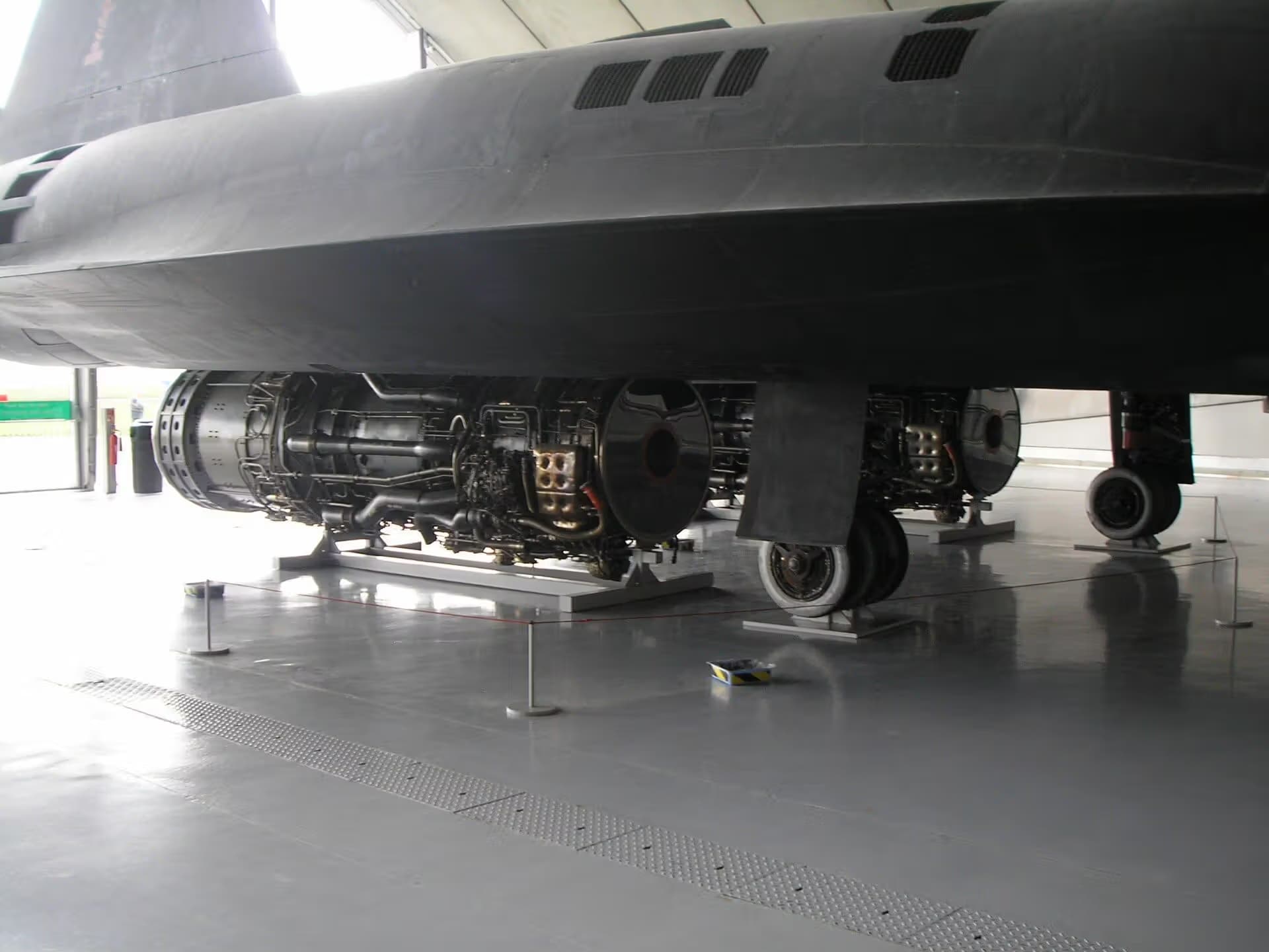 Unidentified — Lockheed