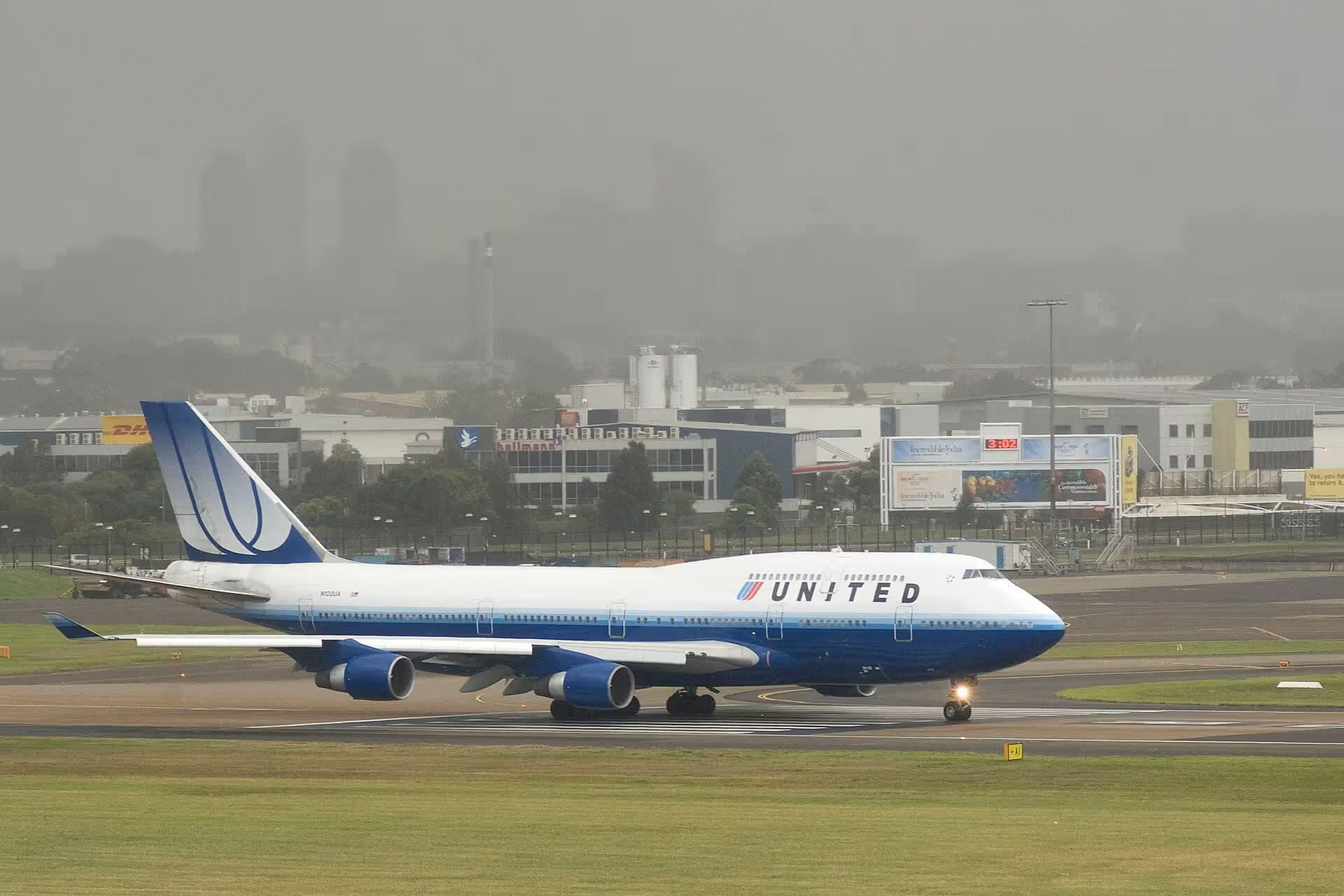 N120UA — Boeing