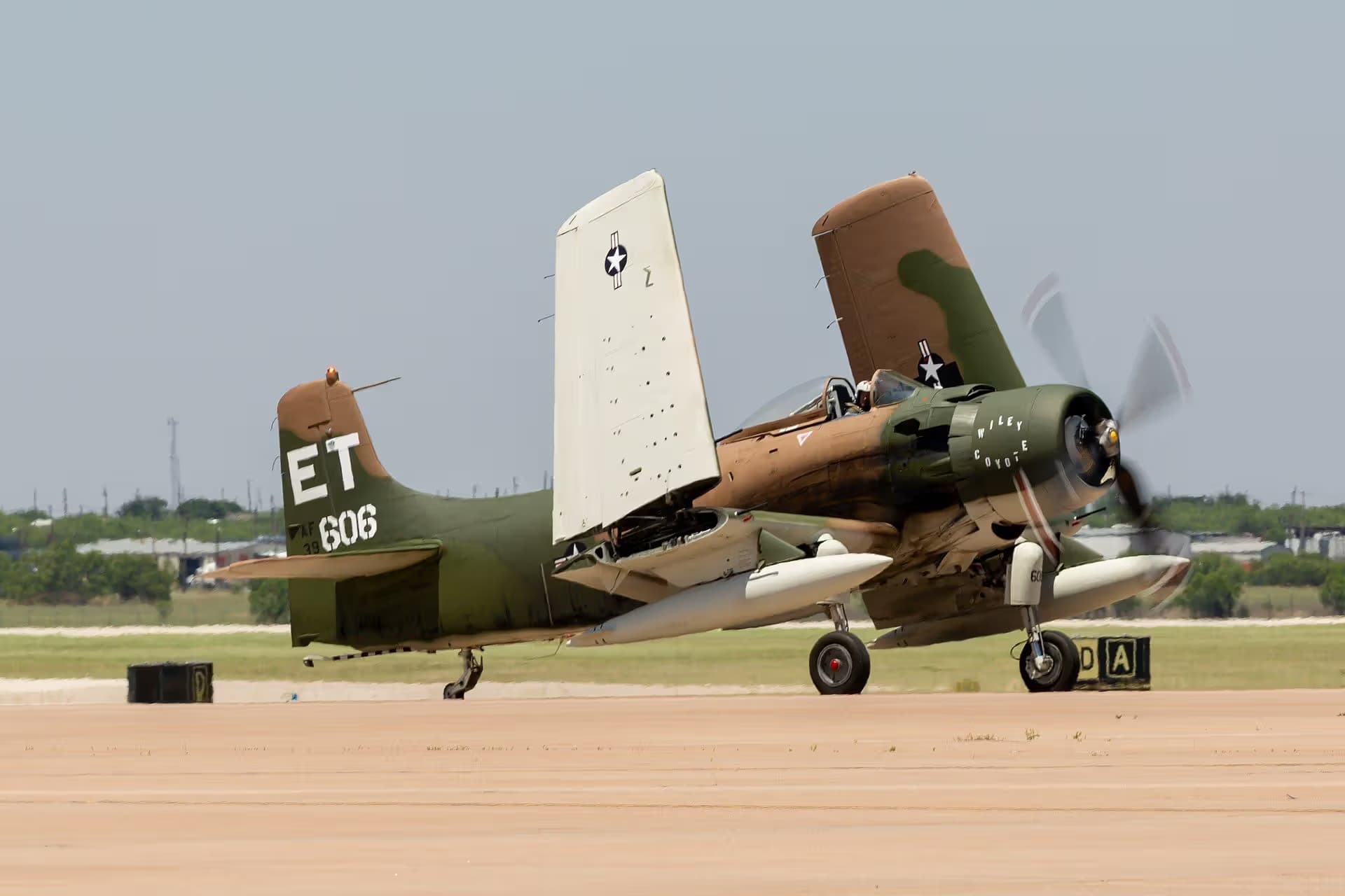N39606 — Single-engine aircraft