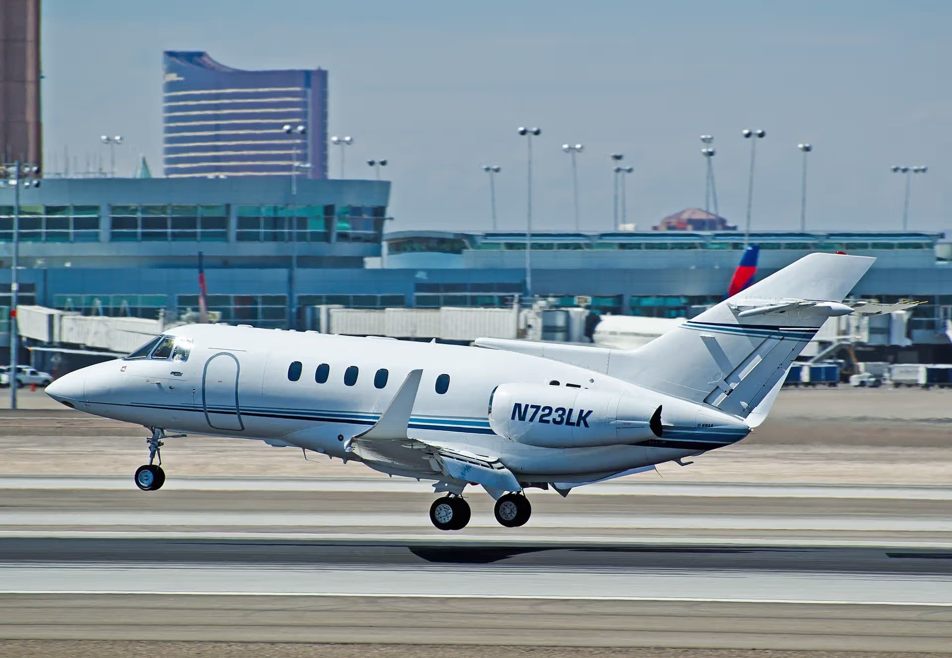 N723LK — Business jet
