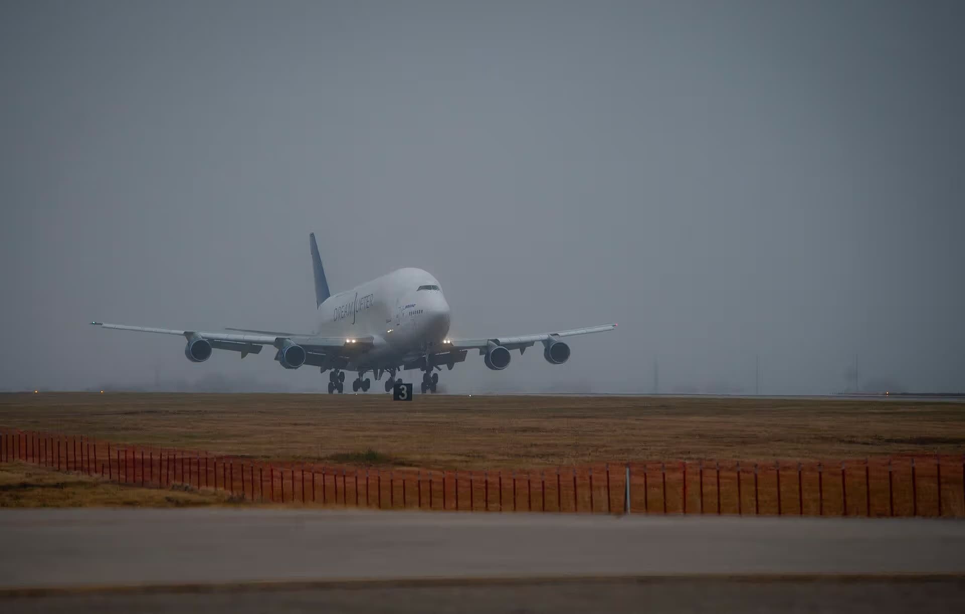 N780BA — Boeing at McConnell Air Force Base