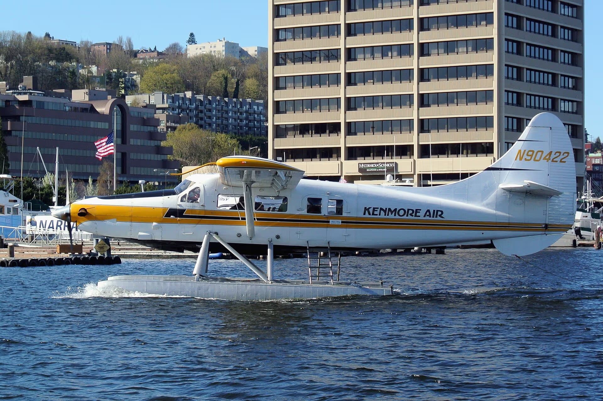 N90422 — Floatplane