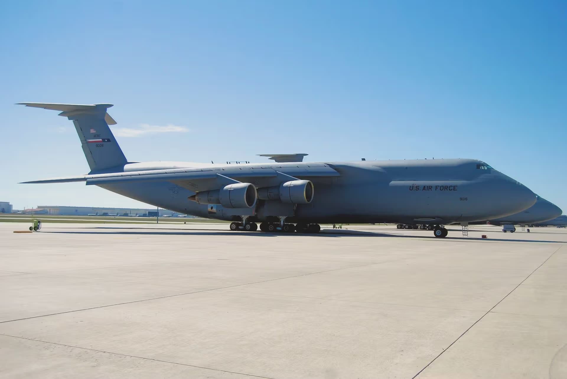Unidentified — Lockheed