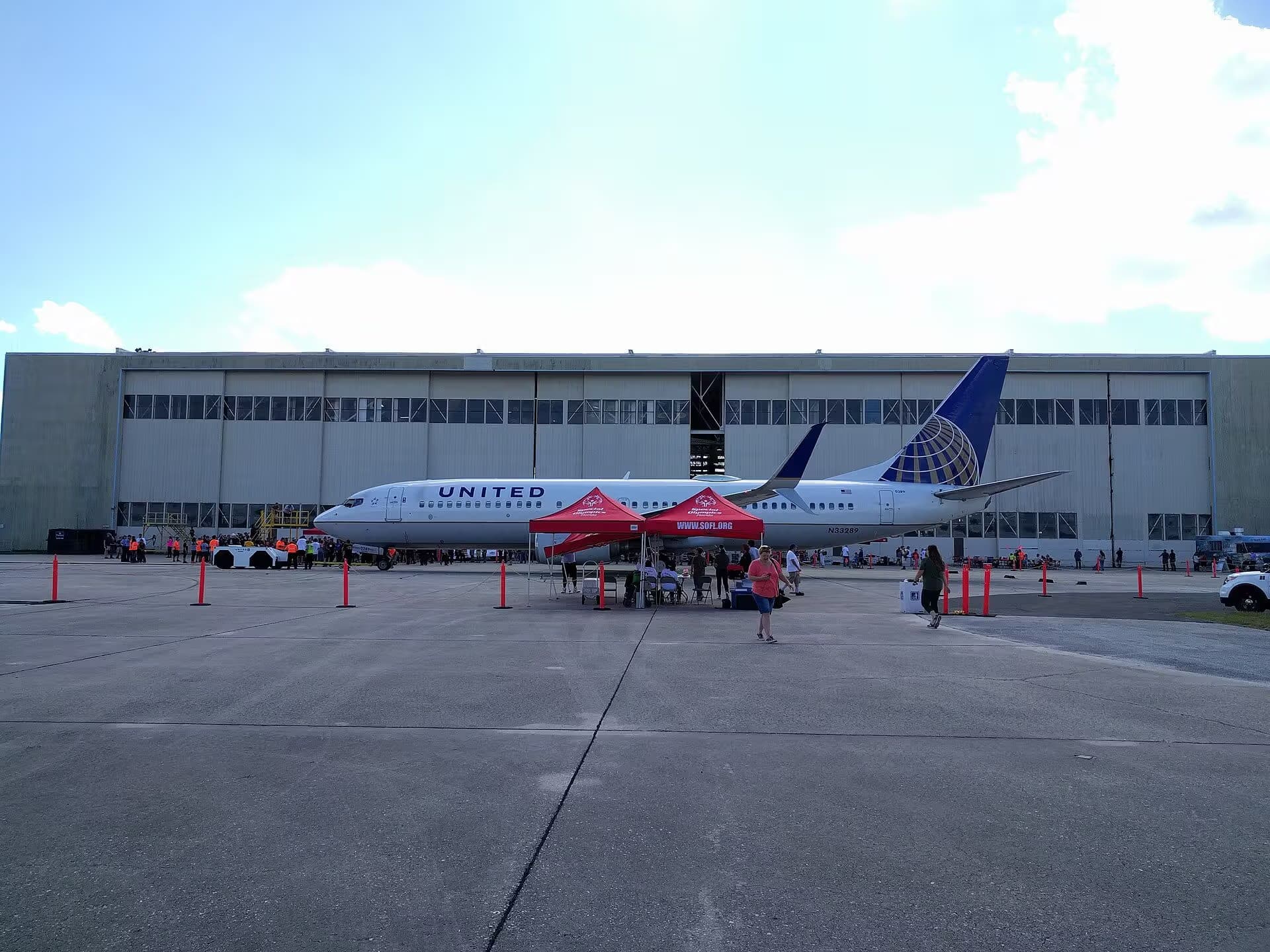 N33289 — Boeing