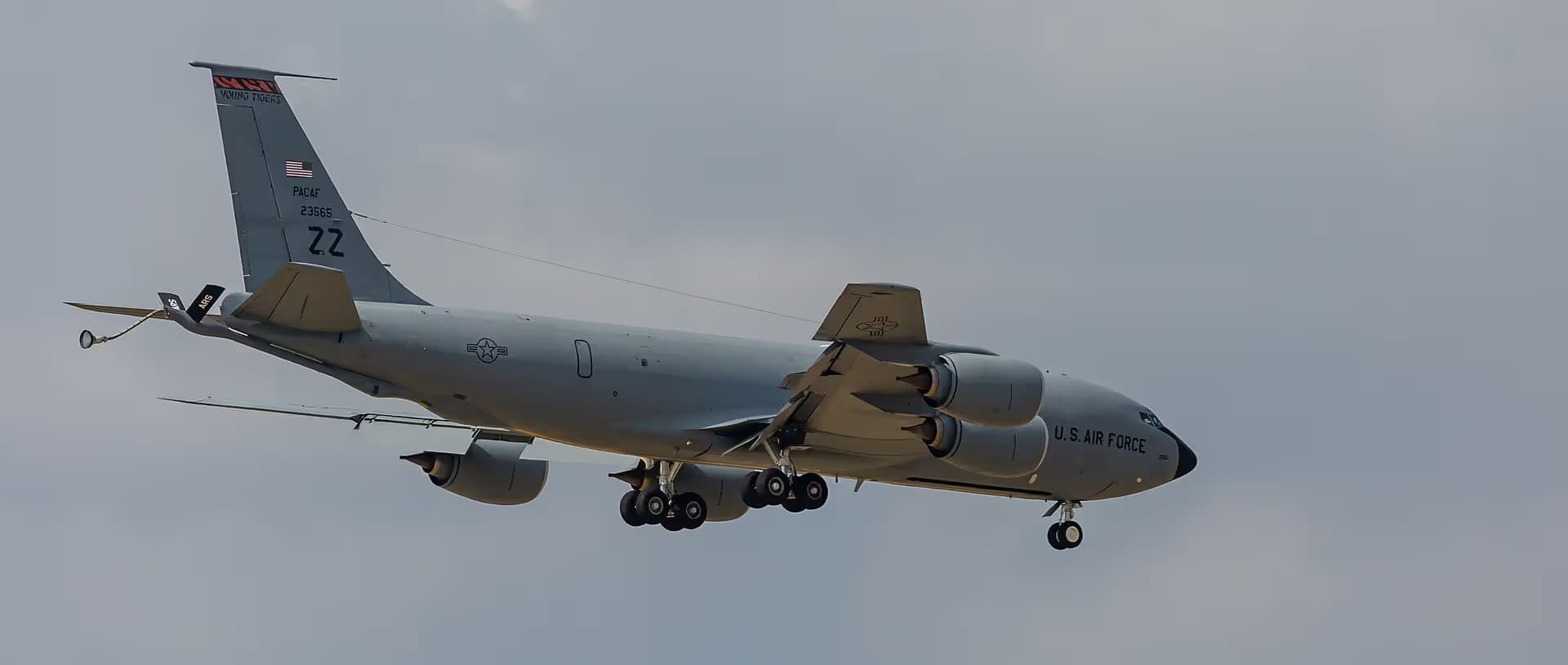 Unidentified — Aircraft