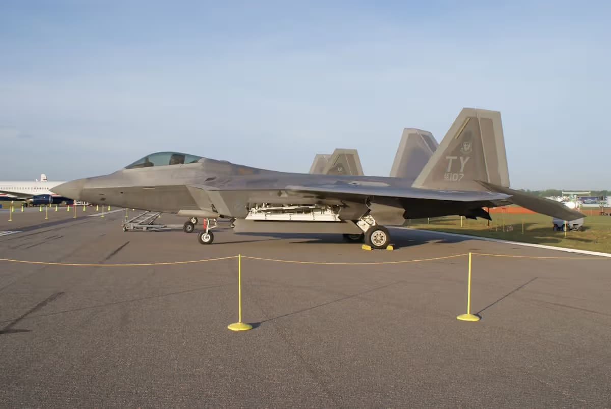 Unidentified — Aircraft
