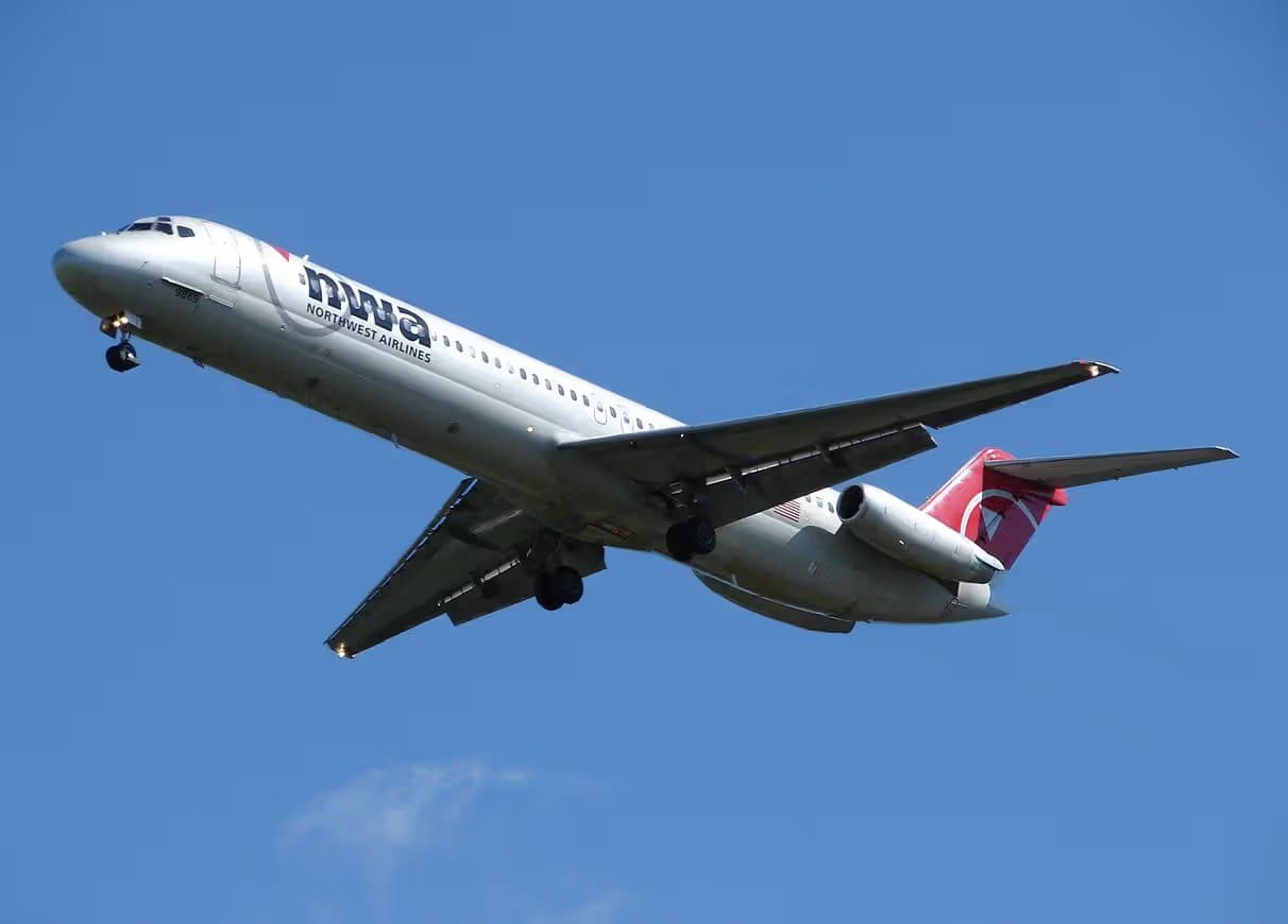 N768NC — Douglas
