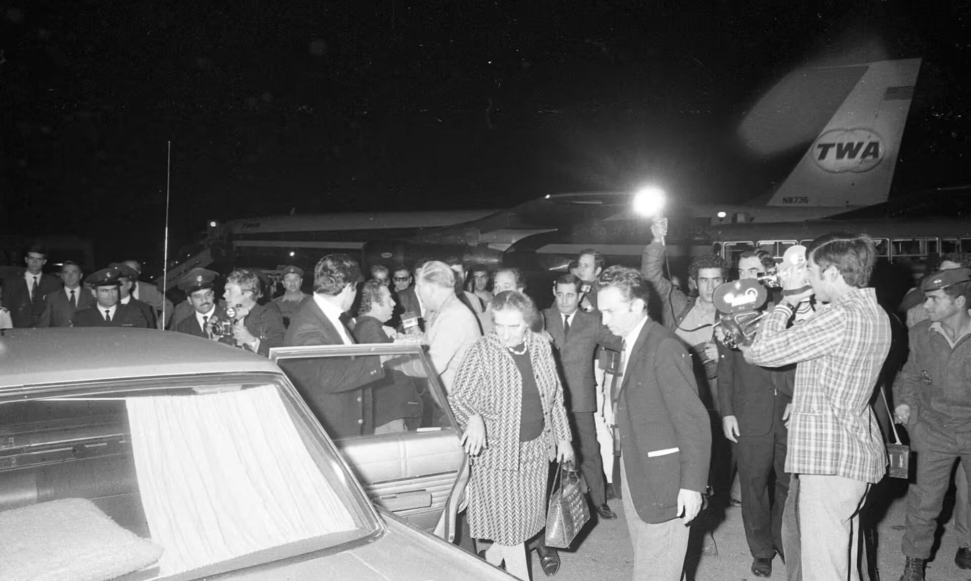 Unidentified — Aircraft
