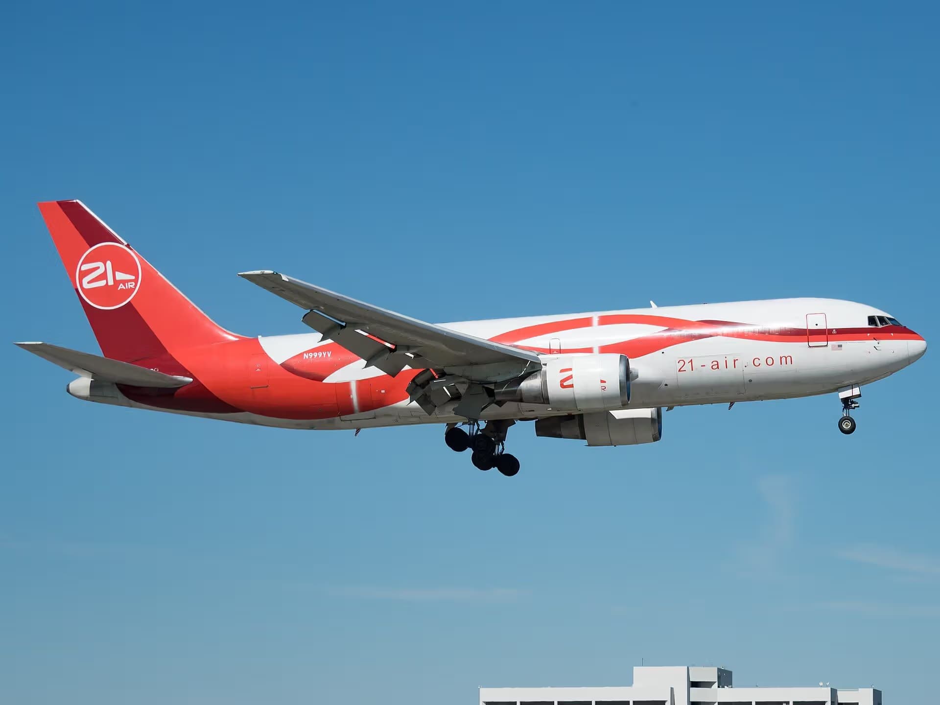 N999YV — Boeing at Miami International Airport
