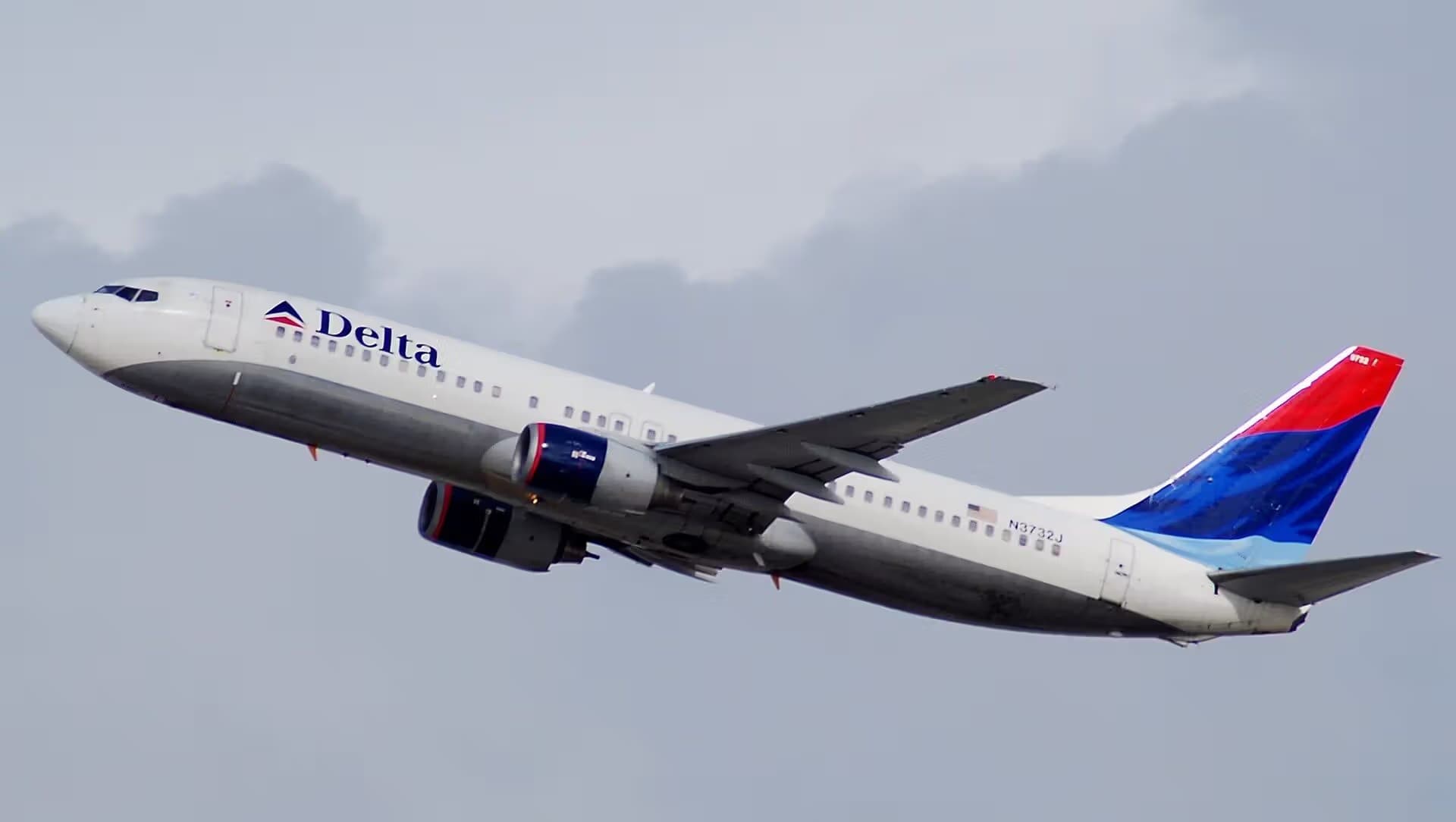 N3732J — Boeing