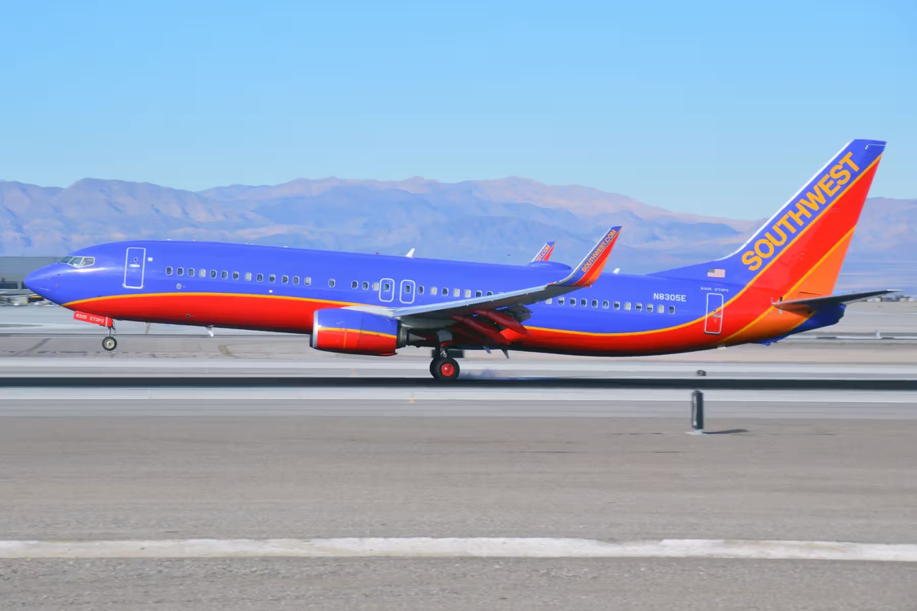 N8305E — Boeing