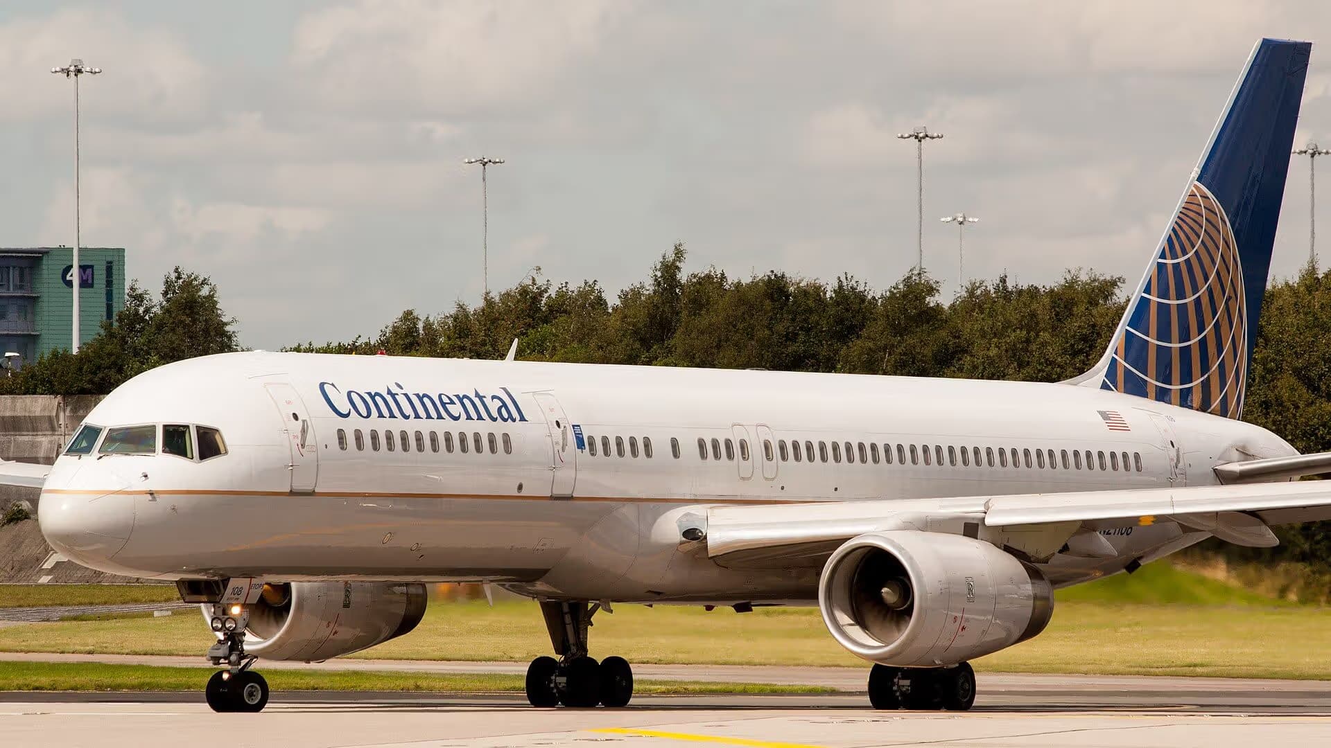 N21108 — Boeing